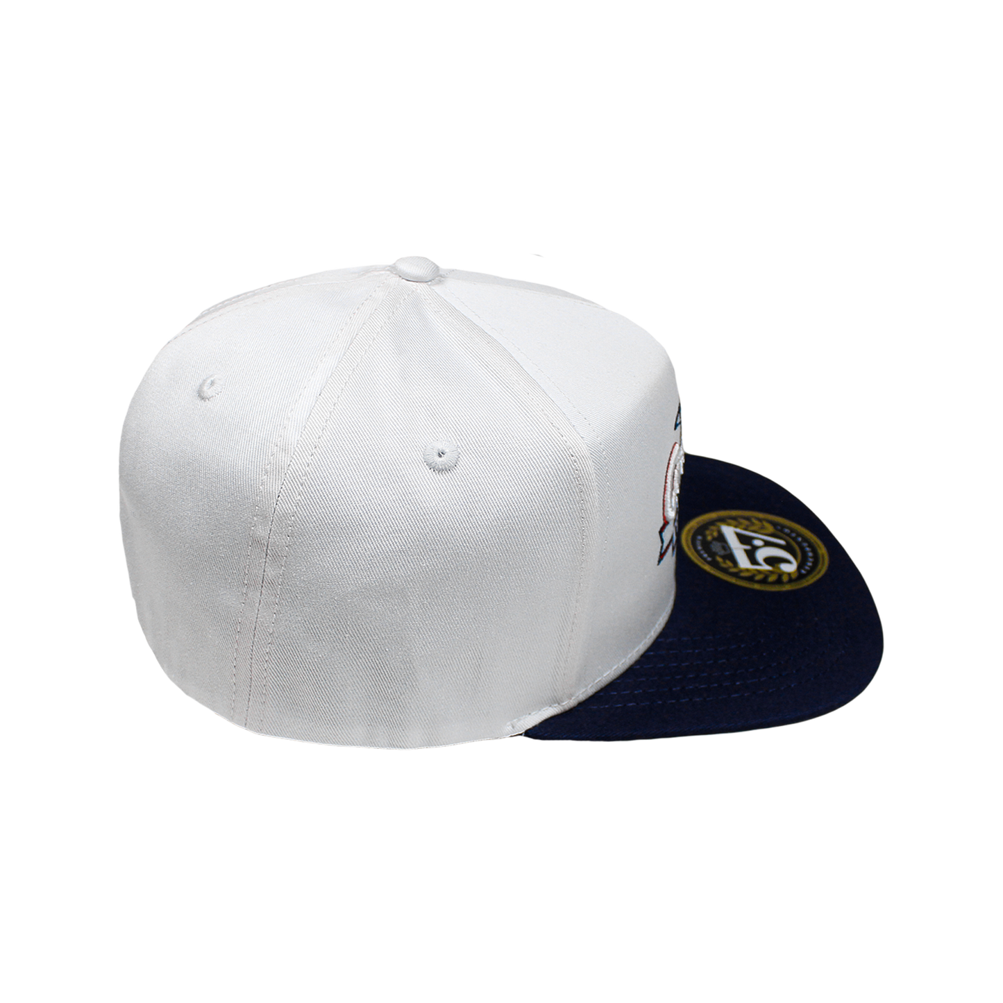 Vagancia Series Retro White