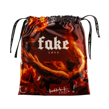 Full Set  Fake Love  (Caja,cubre polvo y llavero)