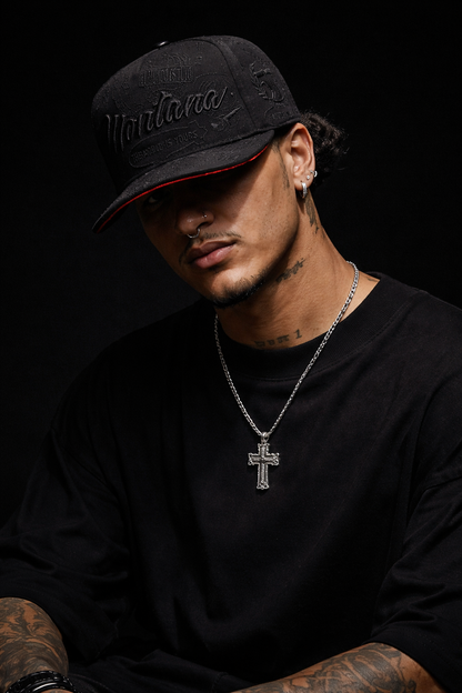 Gorra Montana bordado full Black, Edición Especial