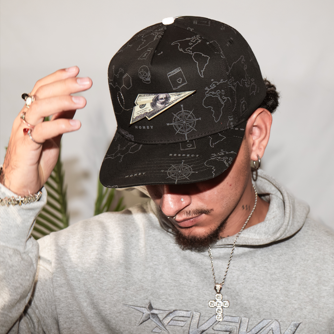 Paper Plane Full Print Black Curva