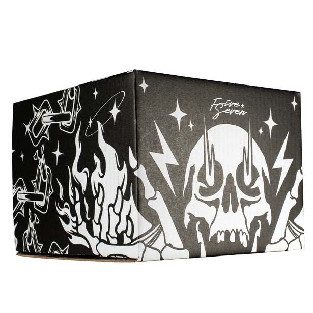 Full set Flames, caja, cubre polvo y accesorio. - Cincopunto7